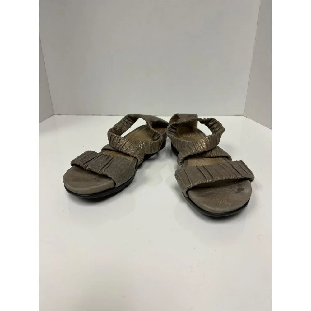 Eileen Fisher Gold Stretch Sandal Rubber Sole Shoes Women's Size 8